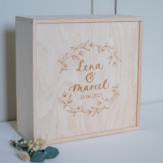 Erinnerungskiste Hochzeit, personalisiert 25x25cm