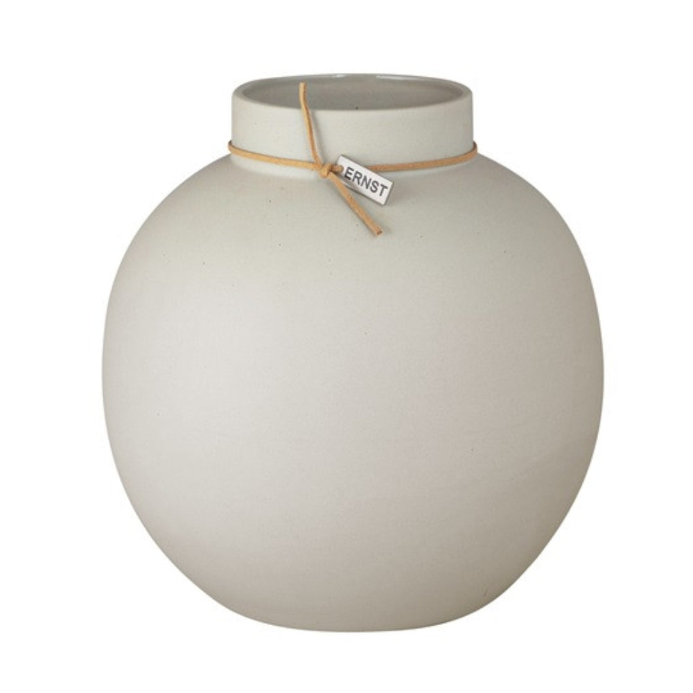 Keramikvase sand mit Lederband, groß – letter & soul