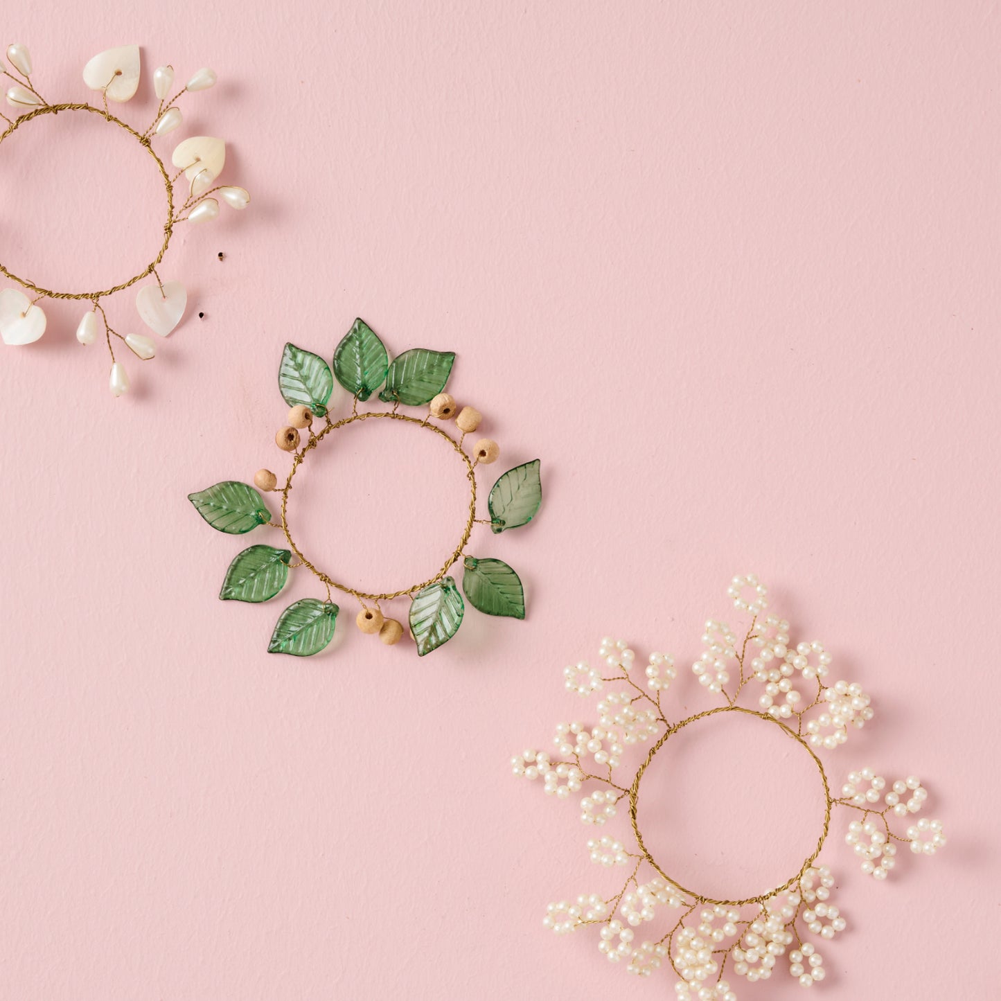 Kranz Mini "Magic and Wishes, Herzperlen weiß