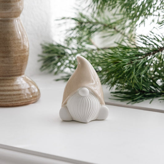 Wichtel "Harald" weiß mit beiger Mütze