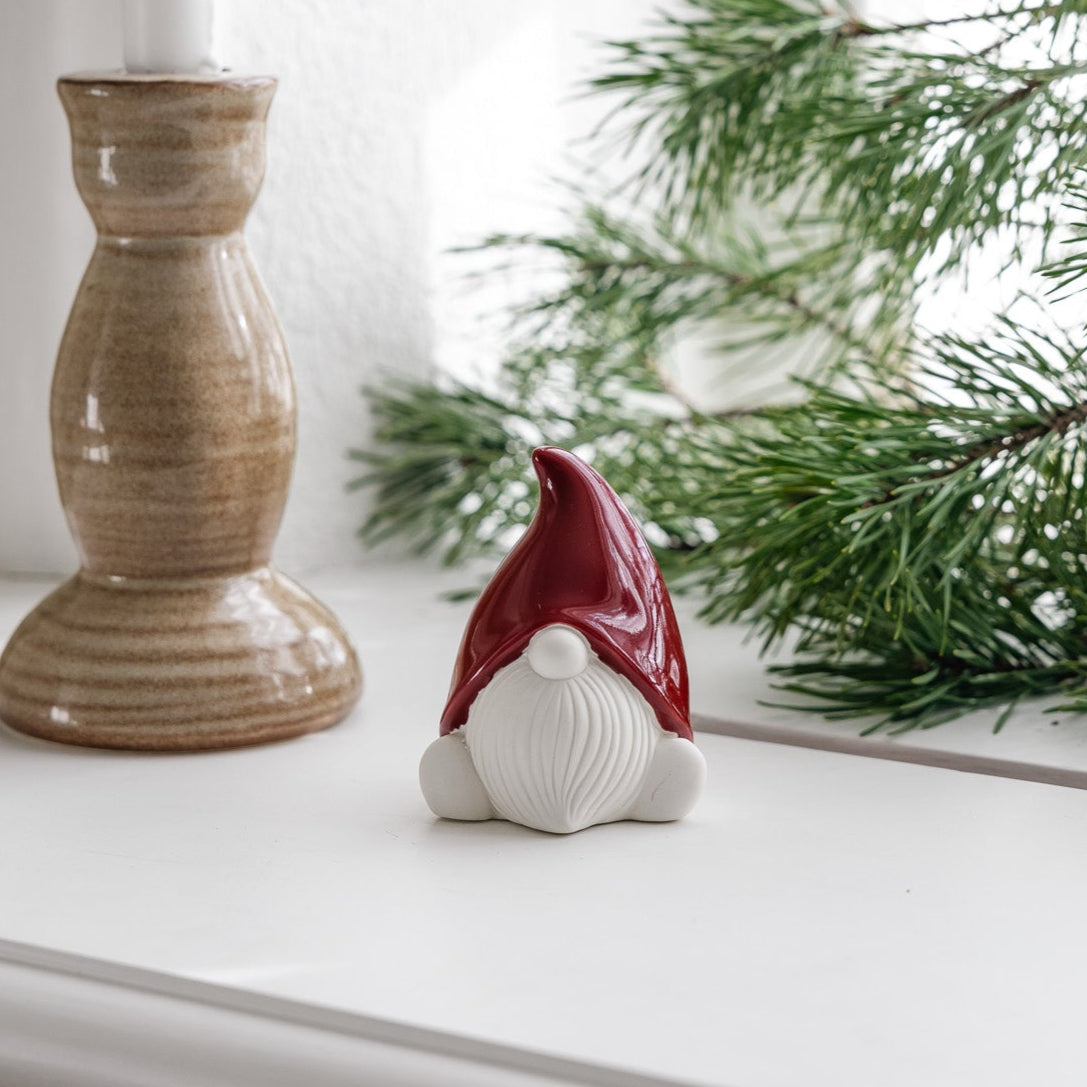 Wichtel "Harald" , weiß mit roter Mütze