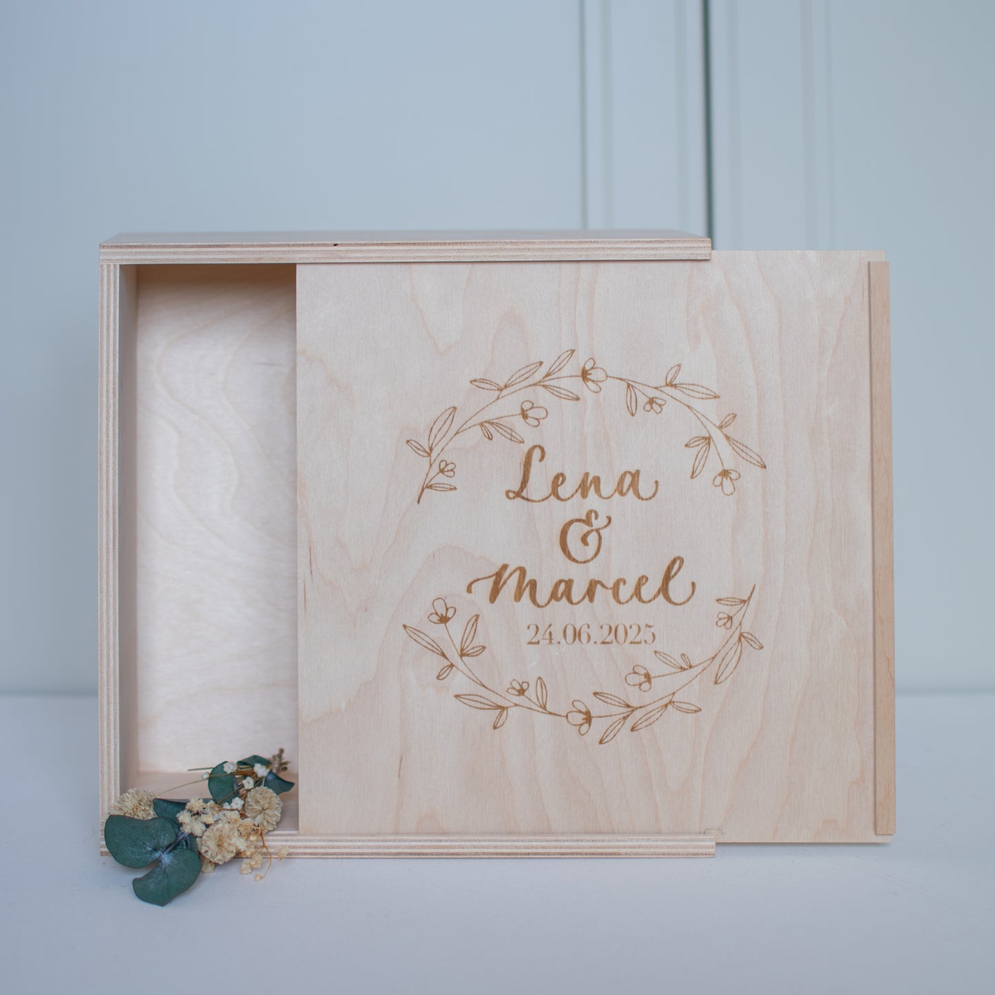 Erinnerungskiste Hochzeit, personalisiert 25x25cm
