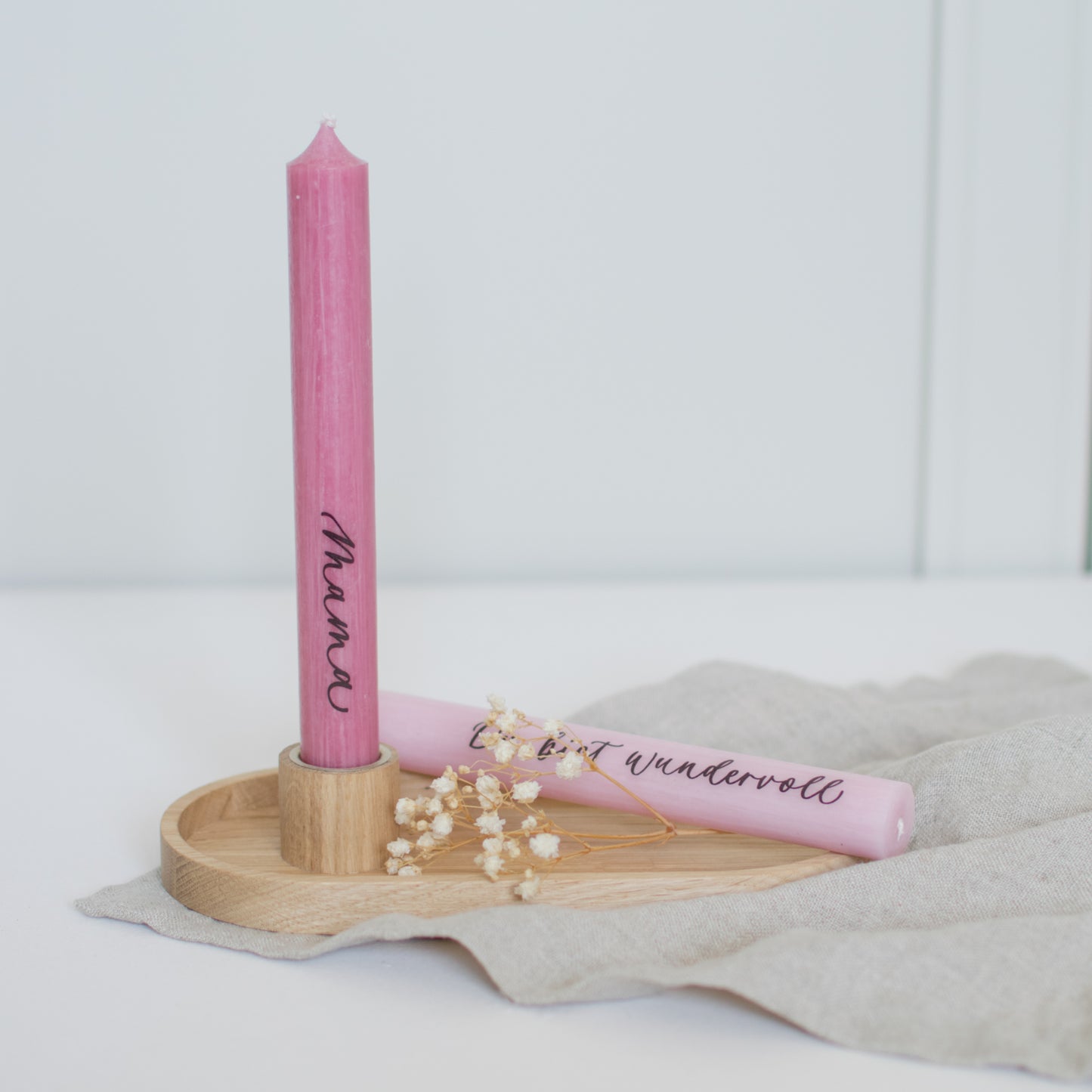 Stabkerzenset "Mama", rosa/optional mit Kerzenständer