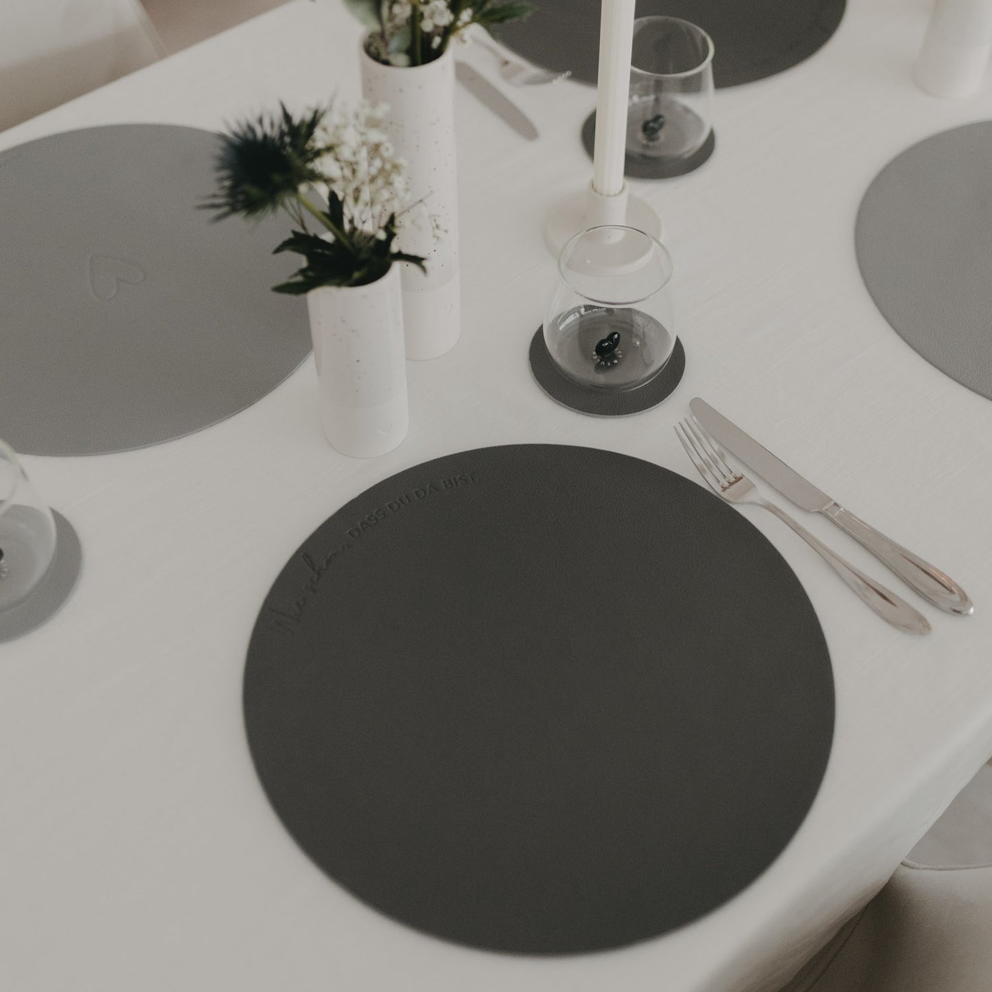 Wendbares Platzset "Wie schön", grau