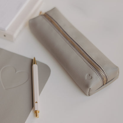 Federtasche "Herz taupe"
